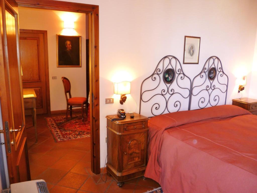 Locanda Di Villa Torraccia Пезаро Номер фото